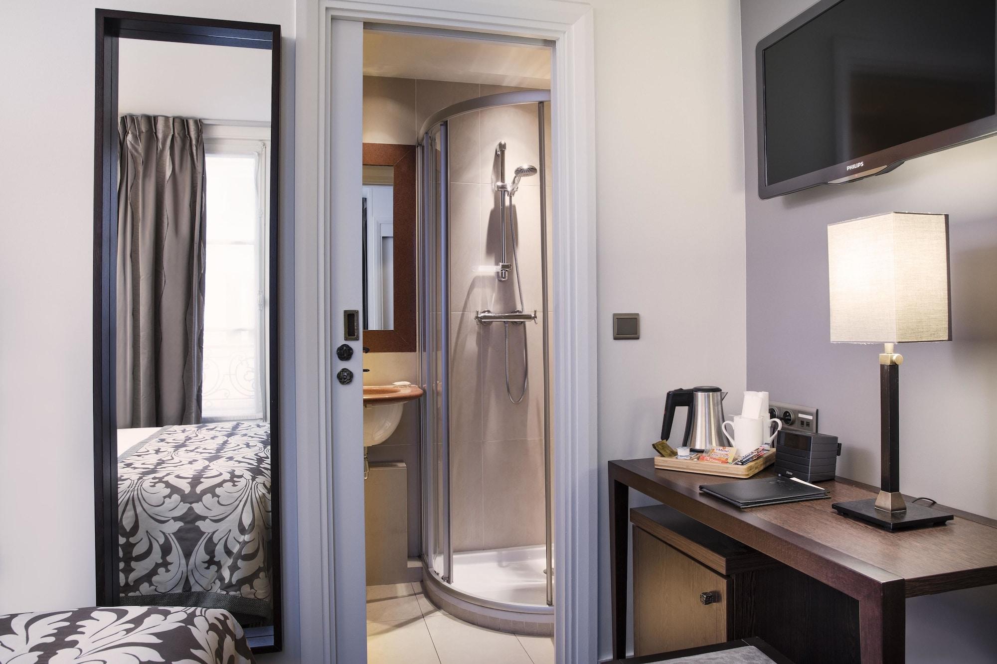 Louvre Opéra Hotel Paris